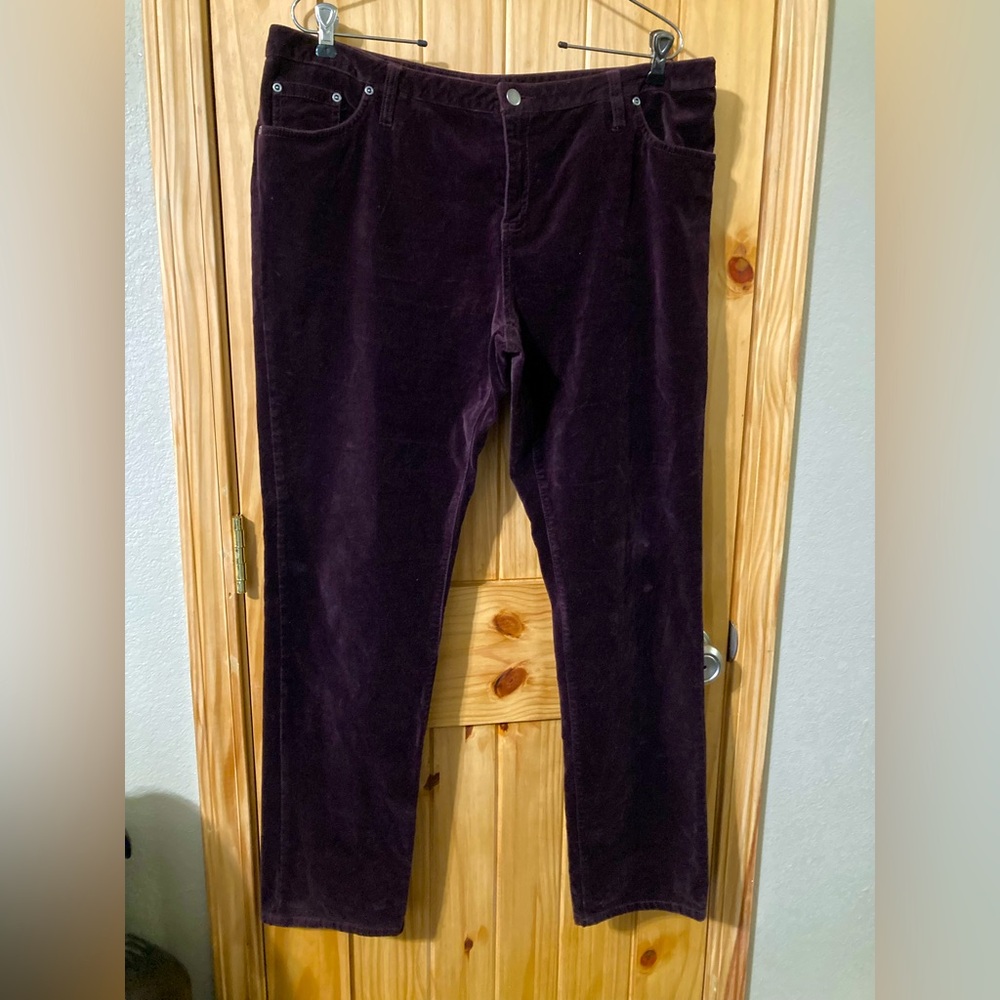 Sundance/Anthropology size 16 straight leg, wine-colored velveteen jeans
